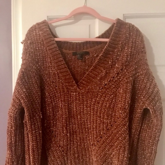Oversized Mauve Rose Chenille Sweater - Picture 2 of 5